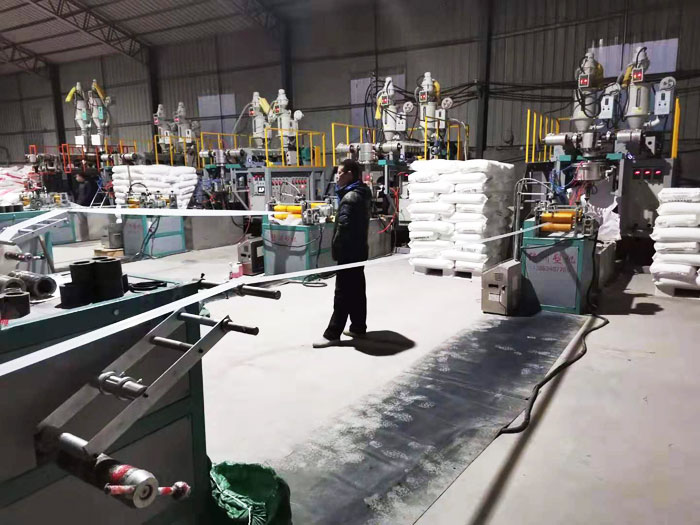 雙層花紋水龍帶生產(chǎn)線(xiàn)